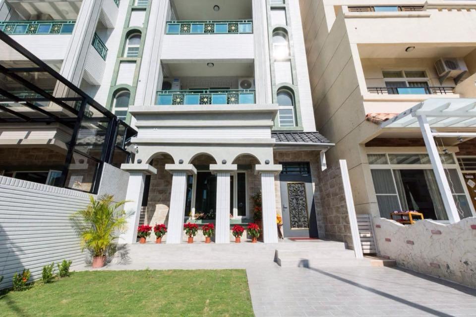 แพนดอร่า Apartment Taitung ภายนอก รูปภาพ